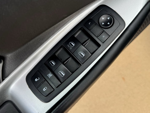 Used 2019 Dodge Journey SE w/ Connectivity Group image 21