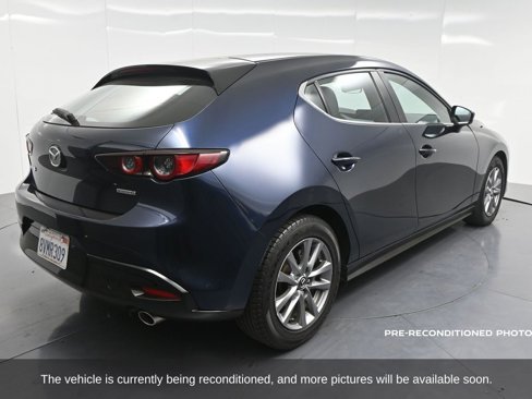 Used 2021 MAZDA MAZDA3 s image 2