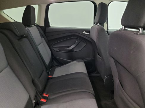 Used 2018 Ford Escape SE image 19