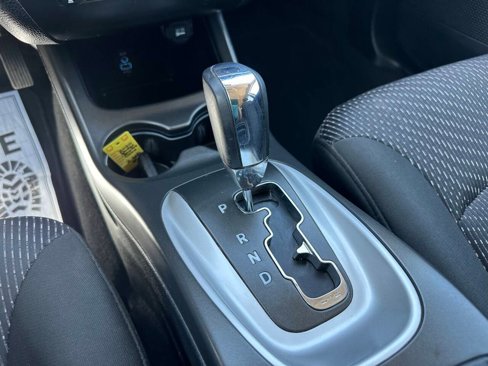 Used 2020 Dodge Journey SE image 20