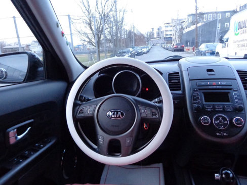 Used 2013 Kia Soul + image 31