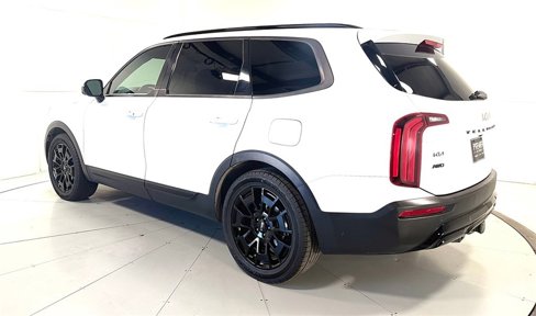 Used 2022 Kia Telluride SX w/ SX Prestige Package image 6
