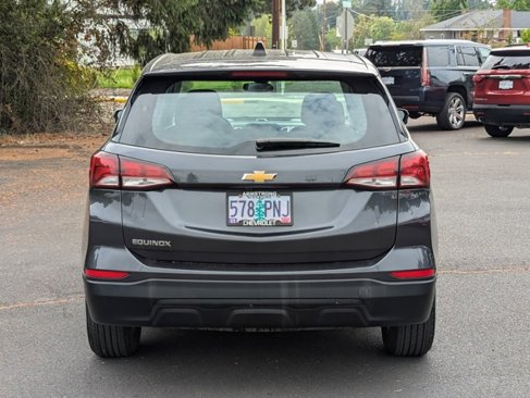 Used 2022 Chevrolet Equinox LS image 4