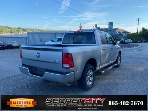 Used 2019 RAM 1500 Classic SLT w/ Luxury Group image 5