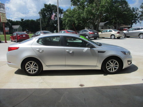 Used 2013 Kia Optima LX w/ Convenience Pkg image 2