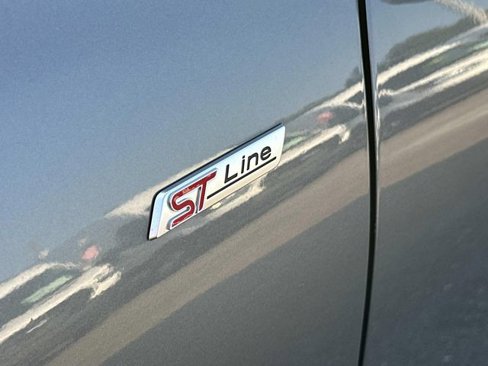 Certified 2023 Ford Escape ST-Line image 10