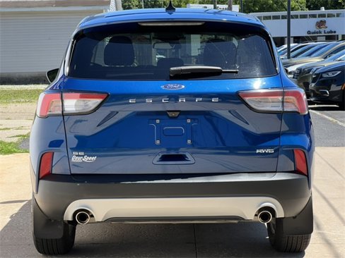 Used 2022 Ford Escape SE image 36