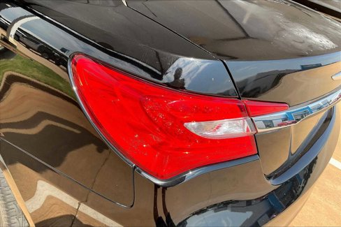 Used 2013 Chrysler 200 Touring w/ S Exterior Appearance Pkg image 26