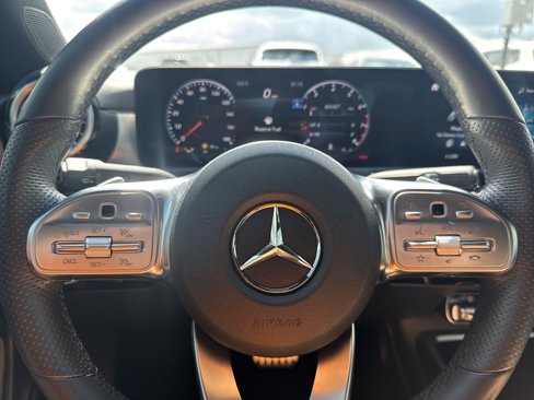 Used 2022 Mercedes-Benz CLA 35 AMG 4MATIC image 11