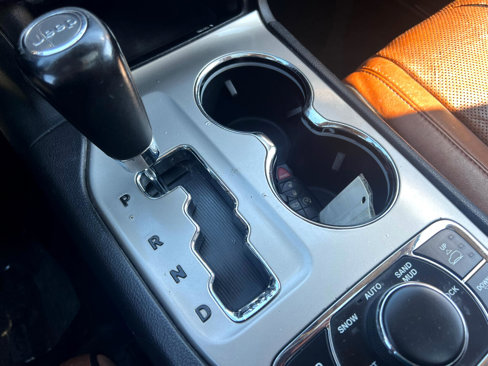 Used 2012 Jeep Grand Cherokee Overland image 17