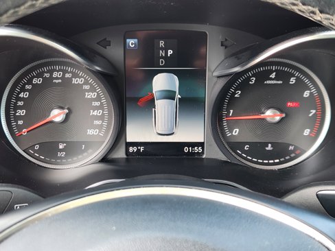 Used 2019 Mercedes-Benz GLC 300 4MATIC image 10