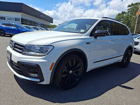 Used 2021 Volkswagen Tiguan SE R-Line image 3