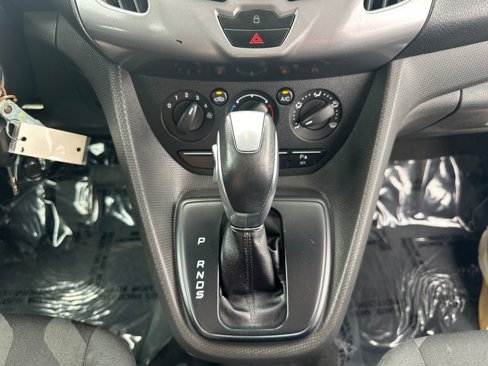 Used 2015 Ford Transit Connect XLT image 16