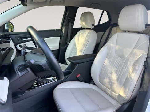 Used 2024 Buick Encore GX Avenir w/ Avenir Convenience Package image 9