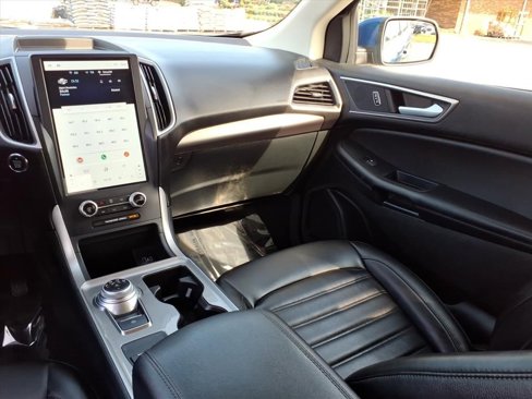 Used 2023 Ford Edge SEL image 18