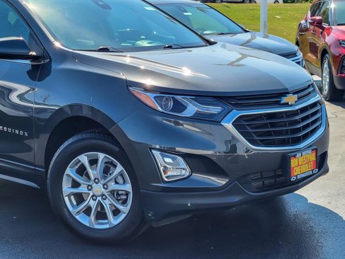 Used 2021 Chevrolet Equinox LT image 2