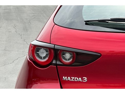 Certified 2022 MAZDA MAZDA3 s image 43