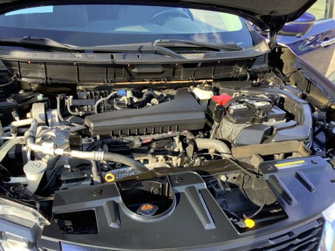 Used 2018 Nissan Rogue SL image 15