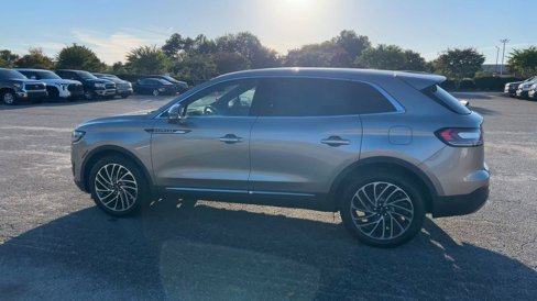 Used 2020 Lincoln Nautilus Reserve image 35