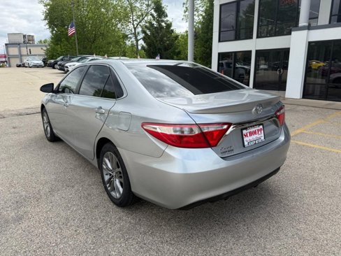 Used 2017 Toyota Camry SE image 7