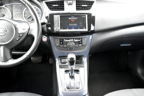 Used 2019 Nissan Sentra SR image 19