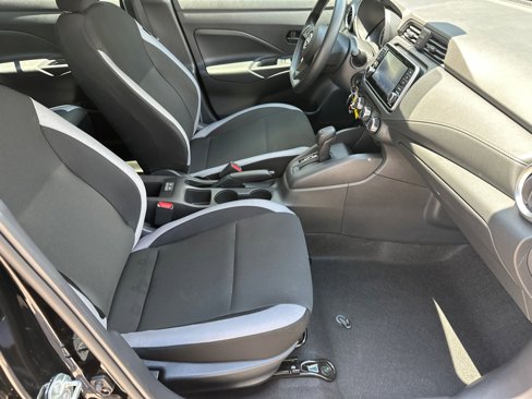 Used 2025 Nissan Versa S w/ Trunk Package image 13