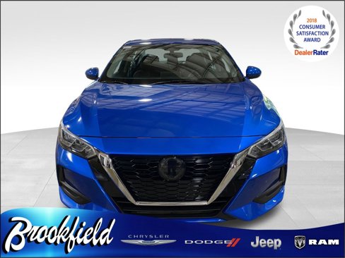 Used 2022 Nissan Sentra SV image 2