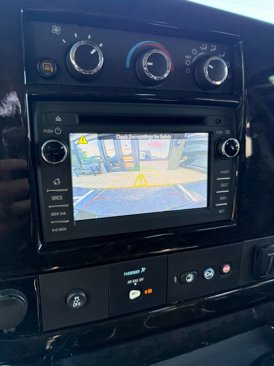 Used 2017 Chevrolet Express 2500 image 19