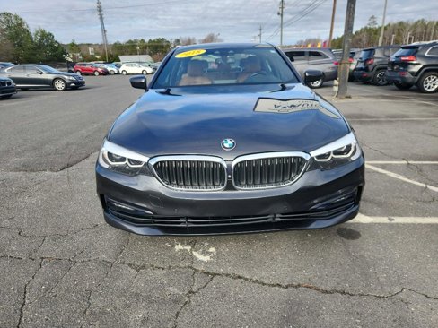 Used 2018 BMW 530i xDrive w/ Premium Package image 4