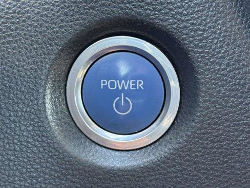 Certified 2020 Toyota Corolla LE image 31