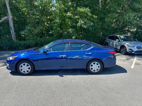 Used 2020 Nissan Altima 2.5 S image 2