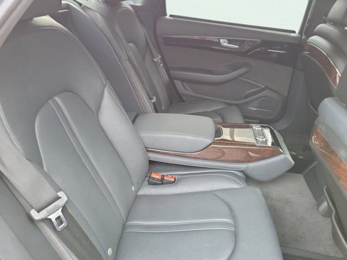 Used 2018 Audi A8 L 3.0T w/ Executive Package image 17
