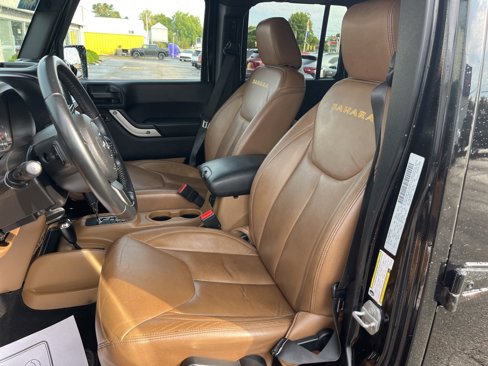 Used 2016 Jeep Wrangler Unlimited Sahara w/ Connectivity Group image 15