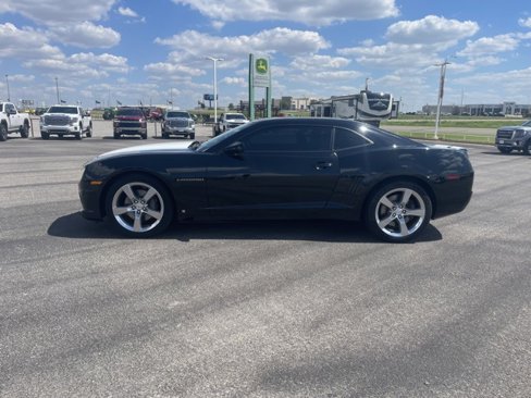 Used 2010 Chevrolet Camaro SS w/ White Stripe Package image 8
