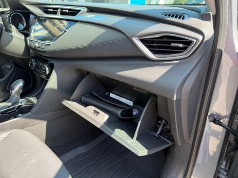 Used 2022 Buick Encore GX Select w/ Sport Touring Package image 39