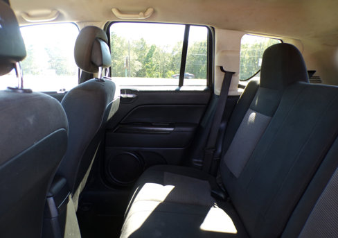 Used 2016 Jeep Compass Sport w/ Power Value Group image 19