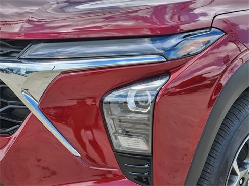 New 2025 Chevrolet Trax LT w/ Driver Confidence Package image 5