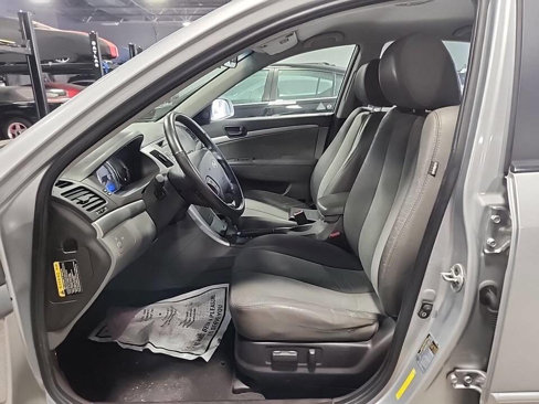 Used 2010 Hyundai Sonata SE image 13