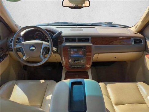 Used 2013 Chevrolet Tahoe LTZ image 18