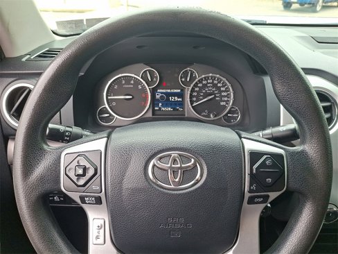 Used 2015 Toyota Tundra SR5 w/ SR5 Upgrade Package image 19