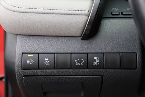 Used 2020 Toyota Camry SE image 15