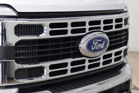 Used 2024 Ford F450 XL w/ Snow Plow Prep Package image 5
