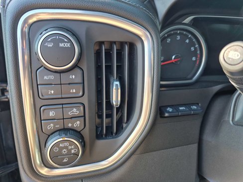 Used 2020 Chevrolet Silverado 1500 LTZ w/ LTZ Premium Package image 13