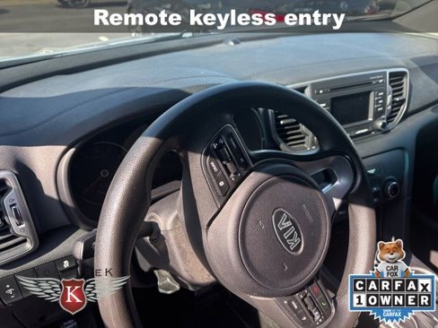 Used 2018 Kia Sportage LX image 7