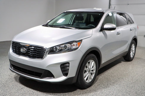 Used 2019 Kia Sorento LX image 32