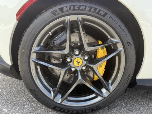 Used 2025 Ferrari Roma Spider image 15