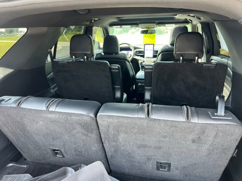 Certified 2020 Ford Explorer ST w/ Premium Technology Package image 19