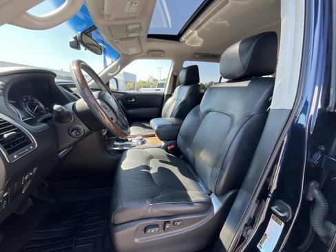 Used 2015 INFINITI QX80 Luxe w/ 22" Wheel Package image 11