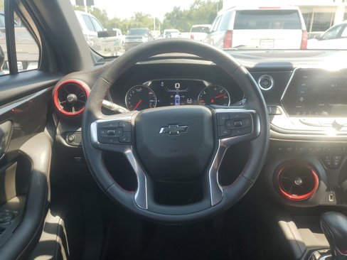 Used 2022 Chevrolet Blazer RS w/ Driver Confidence II Package image 11