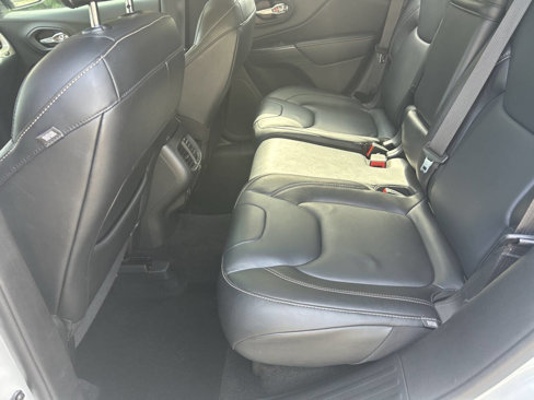 Used 2014 Jeep Cherokee Limited image 18